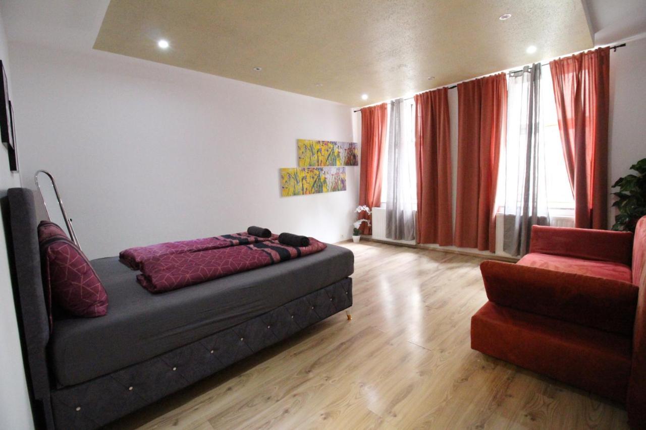 Private Triple Bedroom Rf1 Viyana Dış mekan fotoğraf