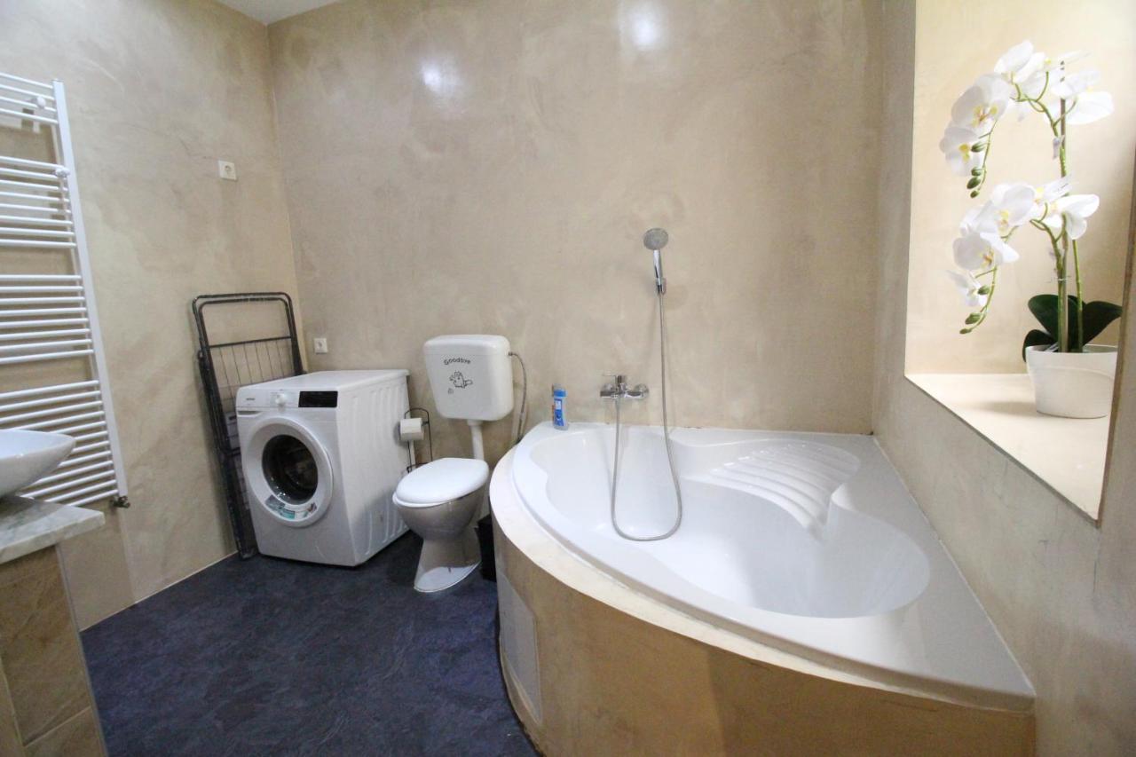 Private Triple Bedroom Rf1 Viyana Dış mekan fotoğraf